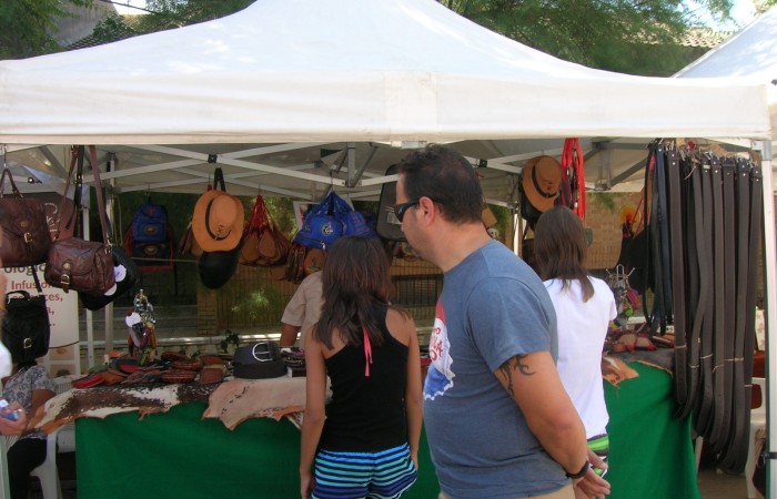 700x450-crop-90-i_feria_de_artesania_8